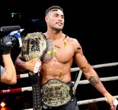 It almost happened in the jbj vs smith fight but anthony wanted none of that. Keztsd6v Qxflm