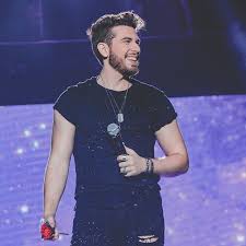 Eu sei que não sou exemplo, não sei que eu não tenho nenhuma moral pra falar de paixão sei que eu errei e me arrependi a lua viu tudo parada e não fez nada pra impedir. 22 Ideias De Musicas Gustavo Mioto Musica Musicas Sertanejas Mais Tocadas
