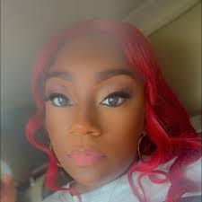 Symone Moore's Instagram, Twitter & Facebook