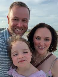 Patrick Menefee's Instagram, Twitter & Facebook