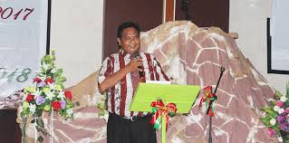 Hiasan natal dari bahan bekas; Jambipos Ada Stand Up Comedy Pendeta Di Perayaan Natal Seksi Bapa Gkps Jambi