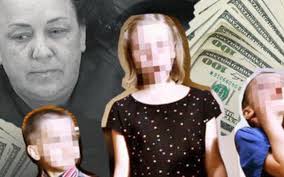 Góc tối đằng sau những kênh YouTube nhí "triệu đô": Bị lạm dụng, tuổi thơ  bị đánh mất và sự biến chất của người lớn tham lam