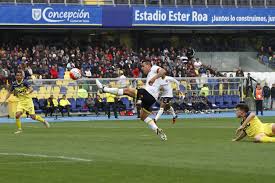 Este miércoles 13 de enero a las 17 horas en el estadio ester roa rebolledo, universidad de concepción y colo colo se enfrentarán por la fecha 30 del campeonato nacional. Las Imagenes Del Duelo Entre La U De Conce Y Colo Colo As Chile