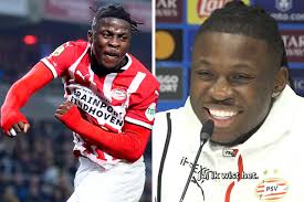 PSV zegt contract van verdediger Daniel Schwaab formeel op