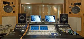 Note that this version doesn't have a touchscreen, but it is extremely quiet (a huge plus for music production and recording) and will give you plenty of desktop space to work. 12 Best Laptop For Music Production 2020 3 Desktops Mixing Recording