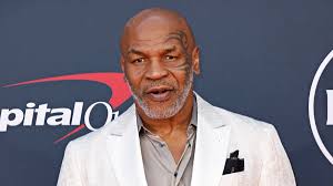 Cómo está Mike Tyson tras la emergencia médica en un vuelo a LA