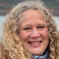 Eileen Mullarkey's Instagram, Twitter & Facebook