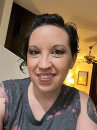 Jennifer Wittmer's Instagram, Twitter & Facebook