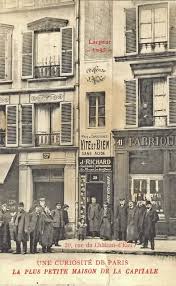 La Plus Petite Maison De Paris Paris 10eme 39 Rue Du Chateau D Eau Metro Republique Paris Visite Image Paris Paris