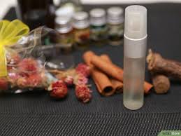 Comment Faire Du Parfum Avec Des Huiles Essentielles Huiles Essentielles Parfum Fait Maison Recettes De Parfum