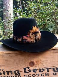 Feather Hat Band On Leather W Pheasant Wild Turkey Feathers Etsy Feather Hat Hat Band Cowgirl Hats