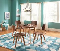 Stay updated about small kitchen table and 2 chairs. Hoot Judkins Furniture Whittier Wood Products Alder Walnut Wood Addison 38 Round Dining Table Chair Set In Duet Finish