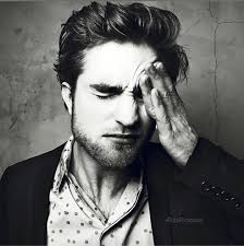 VIDEO of THE KING scene starring Robert Pattinson and Timothee Chalamet  shared by NETFLIX for you to enjoy Source:  https://twitter.com/netflixanz/status/1191238635703549953?s=21