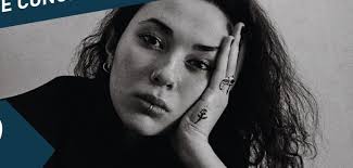 The "La Marina Puente y Aparte" concert series brings Alice Wonder to  Marina Lanzarote