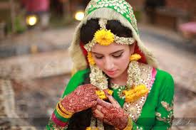 Azeemi Studio Photography Bridal Photography Floral Jewellery Mehndi Brides
