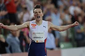 Warholm and benjamin both smashed the former's previous world record, while all three medalists beat the mark set by young in 1992. Aw On Twitter 28 06 Sydney Mclaughlin Sets A New Women S 400m Hurdles World Record With 51 90 01 07 Karsten Warholm Sets A New Men S 400m Hurdles World Record With 46 70 Https T Co Ephxortall