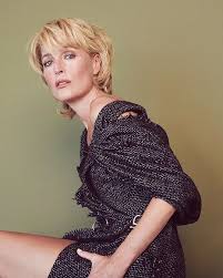 (not gillian anderson) follow her by @gilliana. Pin On Gillian Anderson