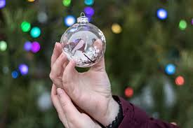 Iubita sau sotia ta merita un cadou deosebit! Cadouri De CrÄciun Pentru IubitÄ 10 Idei Pentru Un Moment Special AlÄturi De Persoana IubitÄ Observatornews Ro