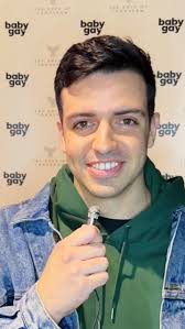 Bio 📚 Patrick J Brescia 📍Los Angeles, CA Actor, Writer, and Founder of  BabyGay TV 💌 Swipe right for Patrick's Love Letter to his younger self 🥹  . . . #theboysoftomorrow #lgbtqnonprofit#lgbtrights #queeryouth  #safeplacetoshare#commentsdisabled