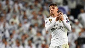 تألق فالفيردي مع ريال مدريد قد يحرم زيدان من بوجبا موقع سبورت 360 أكد زين الدين زيدان لإدارة ريال مدريد في وقت سابق أن اله Real Madrid Madrid Sports Jersey