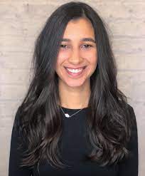 18 Most Flattering Long Hairstyles For Round Faces 2021 Trends Round Face Hairstyles Long Hairstyles For Round Faces Round Face Haircuts