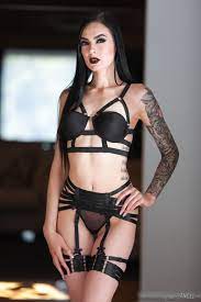 Amazing Pornstar Marley Brinx - Burning Angel | Picture 01