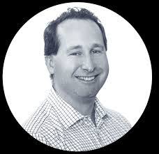 Elisa Stafford's Instagram, Twitter & Facebook