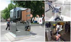 This Is An Old Installation Piece In London By Artist Monica Bonvicini Called Don T Miss A Sec It S Featu One Way Mirror Glass Glass Mirror Ecological House