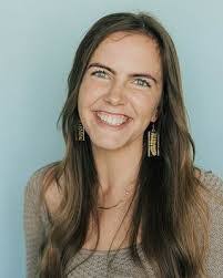 Tara Mcarthur's Instagram, Twitter & Facebook