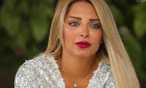 وكان الإعلامى تامر شلتوت نشر أول صور من حفل زفاف الفنان محمد رشاد و الإعلامية مى حلمى، وعلق الإعلامى تامر شلتوت قائلاً: Izdcxcmfeclnem