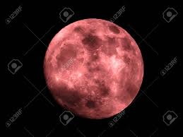 La taille apparente de la pleine lune est en moyenne d'environ 0,52° d'arc dans le ciel (soit 31'2 d'arc), ce qui est à peu près la même taille apparente que le soleil 6, 206. La Nuit De La Pleine Lune Rouge Dans Le Ciel Comme Arriere Plan Banque D Images Et Photos Libres De Droits Image 87700815