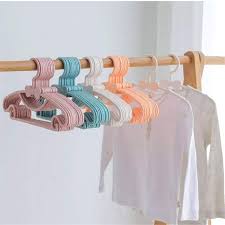 Can a baby divider be used in a closet? 20pcs Portable Cute Clothes Hanger Kid Baby Clothes Coat Plastic Hangers Hook Household Kids Pants Hangers For Clothes Hanger Walmart Canada