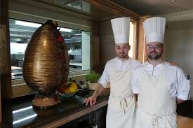 Gironde Paques Un œuf De 30 Kg Tout En Chocolat Au Chateau Lafaurie Peyraguey A Bommes Le Republicain Sud Gironde