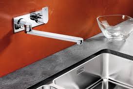 صنبور مثبت على الحائط 24 صورة لحوض الاستحمام ومغسلة مثبت على الحائط صنبور صحي أسود ومقبضين حمام 2021