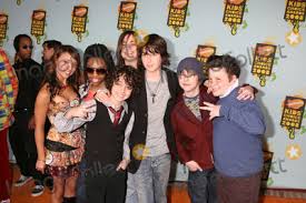 Photos And Pictures Naked Brothers Band 2008 Nickelodeon S Kids Choice Awards Ucla Pauley Pavilion Westwood Ca March 29 2008 Im mittelpunkt von band of brothers befindet die sogenannte easy company, 2.
