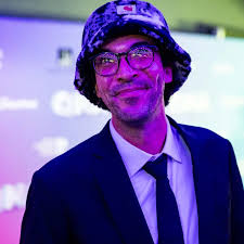 Days I'm not skydiving are mostly spent thinking about skydiving, planning  to go skydiving, or organising gear (& the guys) to go skydiving.