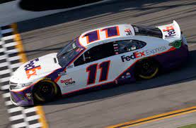 Nascar told jalopnik it would take a title away from an encumbered driver at homestead, but that it talks with contending. Nascar Homestead Starting Lineup Denny Hamlin Takes Pole