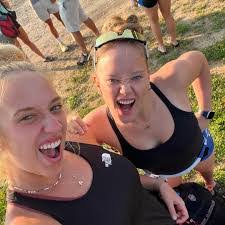 Evelyn Rector's Instagram, Twitter & Facebook