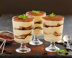 Tiramisu A La Rhubarbe Au Thermomix Recette Thermomix Recette Dessert Thermomix Recette Recette