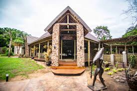 King zwelithini is the current king of the southafrica's zulu nation. Gooderson Dumazulu Lodge Traditional Village
