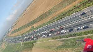 Traficul se desfășoară îngreunat la medgidia, pe autostrada soarelui, din cauza unui accident cu două persoane rănite. A Mcdmwfo6lxsm