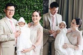 Tak hanya cantik, shandy aulia juga selalu tampak bugar dalam berbagai kesempatan. Anaknya Baru Menginjak Usia 1 Tahun Shandy Aulia Sudah Daftarkan Claire Herbowo Untuk Sekolah
