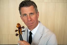 Jeremy Bell's Instagram, Twitter & Facebook