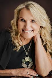 Tiffany Owens's Instagram, Twitter & Facebook