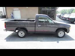 short takes 1995 nissan pickup xe start up engine full tour youtube short takes 1995 nissan pickup xe start up engine full tour