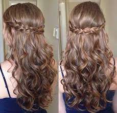 Schonste Lockige Frisuren Die Sie Lieben Werden Frisuren Lieben Lockige S Frisuren Lieben L Lange Lockige Haare Frisur Hochgesteckt Hochsteckfrisur