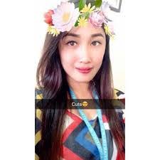 Apple Jean's Instagram, Twitter & Facebook