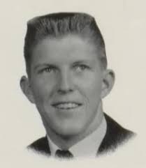 MOWW Companion COL Rodney Willis, U.S. Army (Ret), presents the MOWW Medal  of Merit to Space Force Cadet Dulce Morales of Arlington Career Center in  recognition of her exceptional leadership throughout the