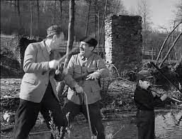 Le garde pêche | Le premier duo Bourvil/de Funès au cinéma dans le film  Poisson d'Avril 🎣 | By Just Louis de Funès | Facebook