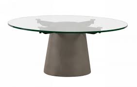 The rooftop lounge atop berlin's foremost art gallery inspired this concrete round indoor outdoor coffee table from safavieh. Buy Modern Essex Contemporary Concrete Metal Glass Coffee Table